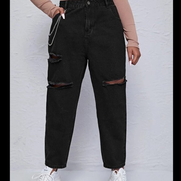 SHEIN Plus Chain Detail Ripped ⚧ Mom Jeans, 1XL Black - Picture 2 of 7